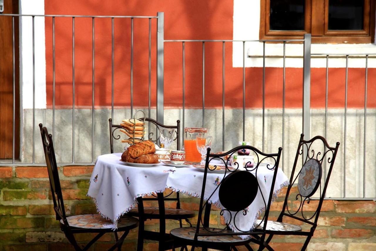 Cascina Tre Botti Hotell Agliano Terme Exteriör bild