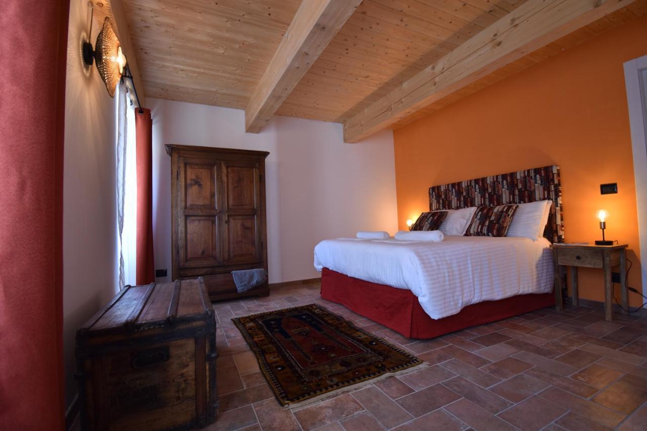 Cascina Tre Botti Hotell Agliano Terme Exteriör bild