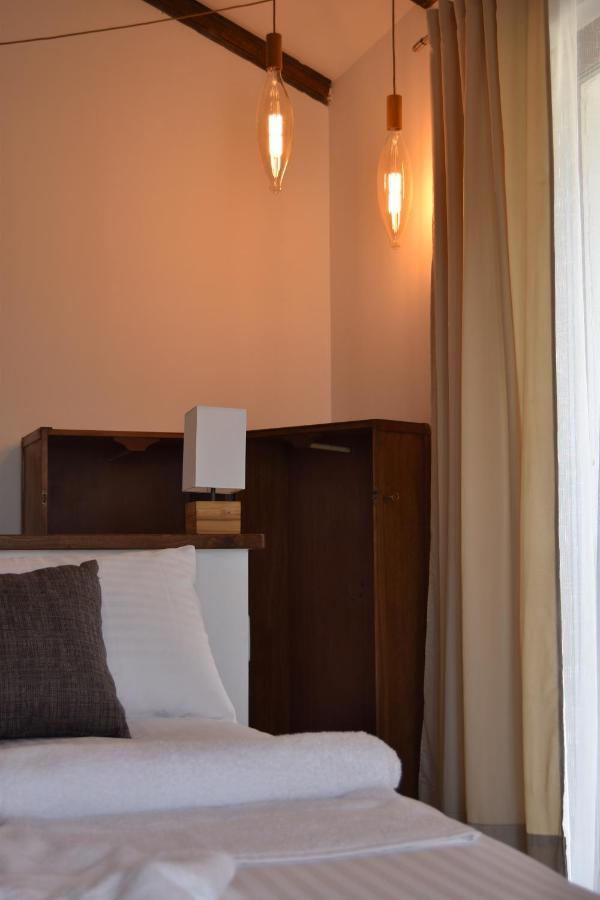 Cascina Tre Botti Hotell Agliano Terme Exteriör bild
